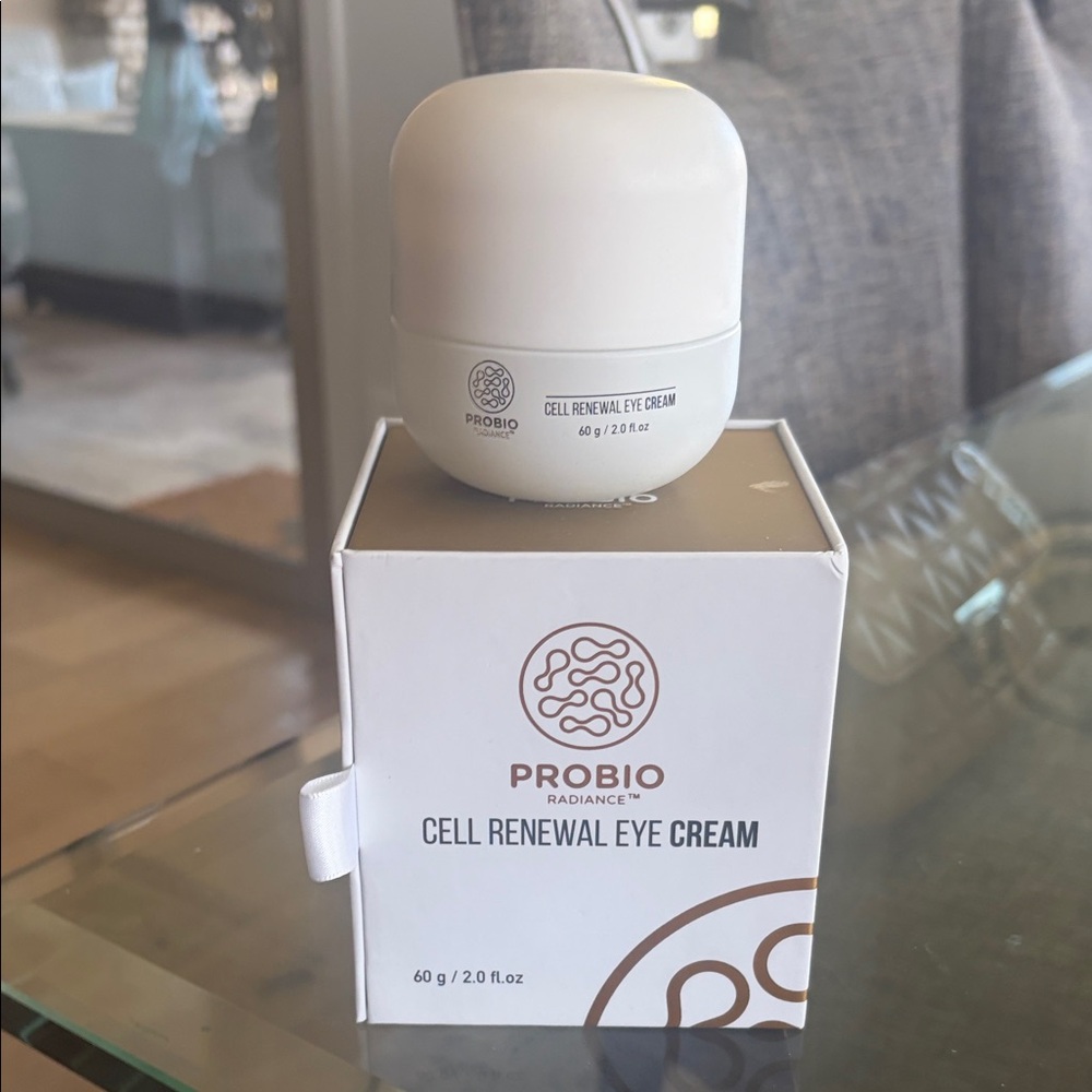 Radiance Cell Renewal Eye Cream — White